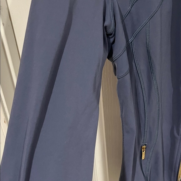 Lululemon define jacket *Nulu* in color shade/gold - Picture 3 of 16